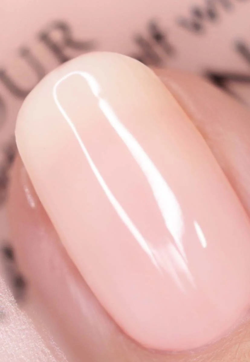 Base Glow Hyaluronic Base Coat - Image 2
