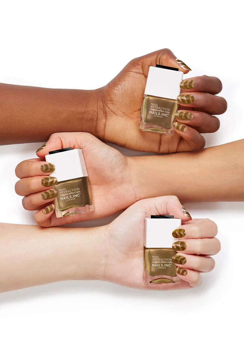 Get Magnetized Magnet Effect Nail Polish Duo - Image 4