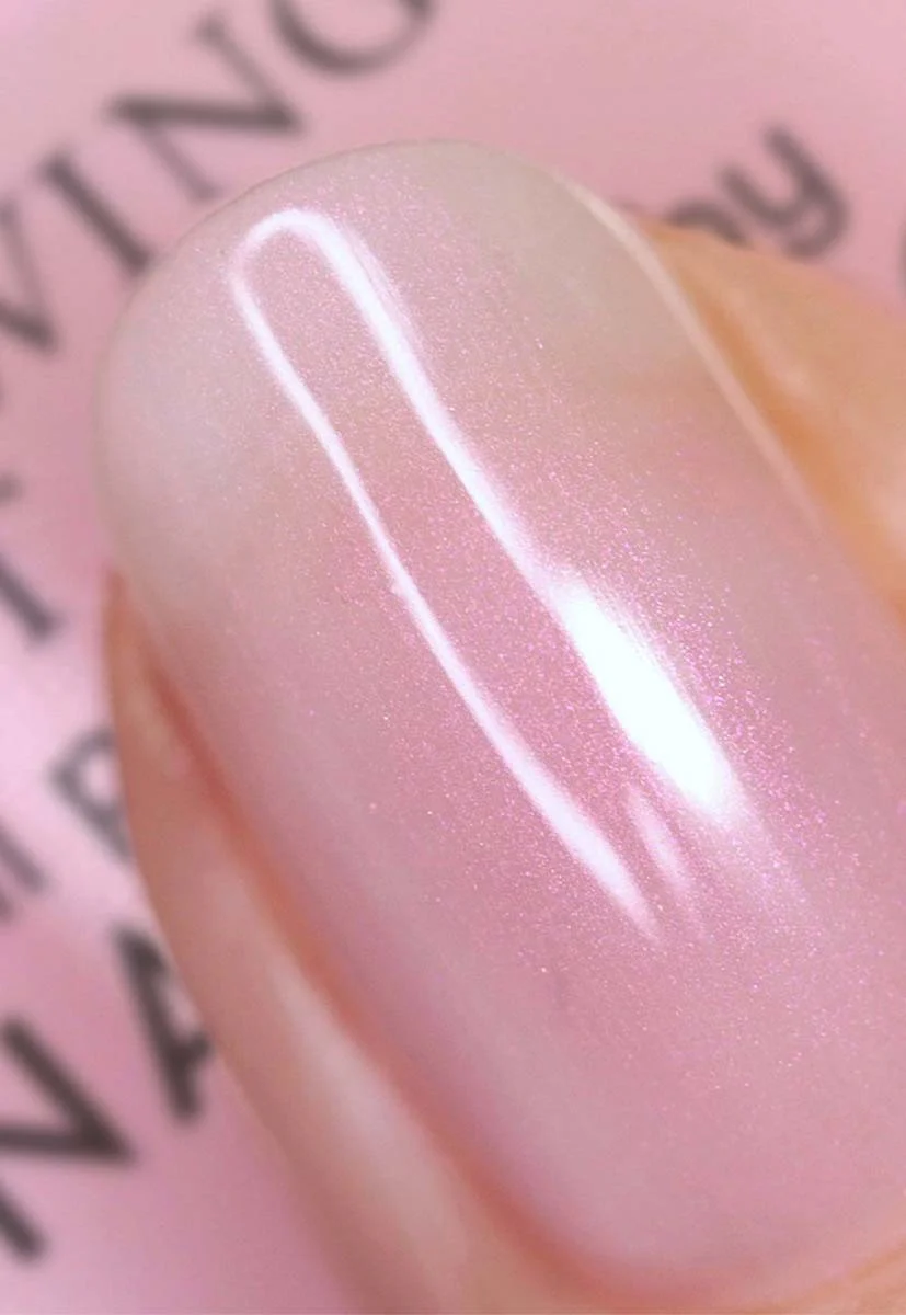 Got Me Glowing Glow-Enhancing Nail Perfector Polish - Image 4