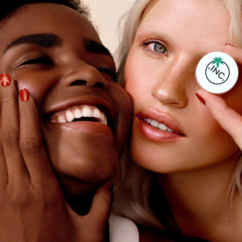 Hint of Chill Nourishing Lip Balm - Image 4