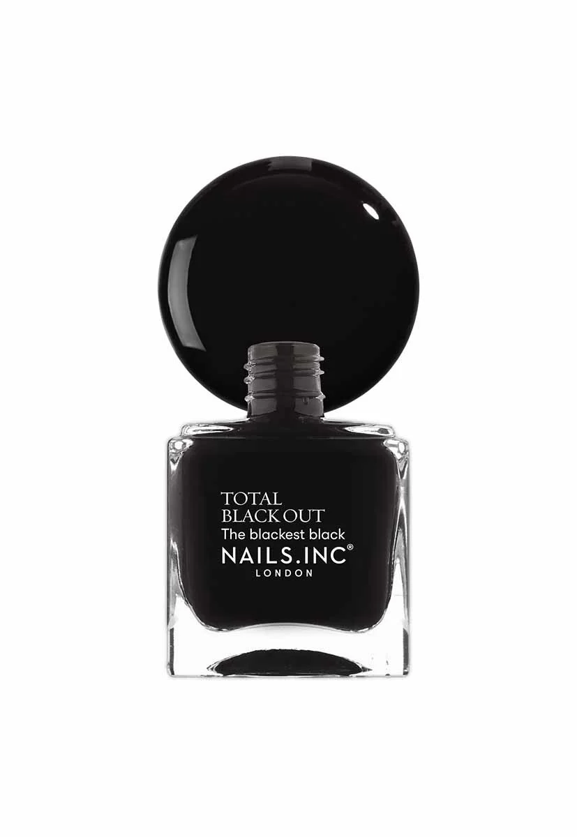 Total Blackout Ultimate Black Nail Polish - Image 4