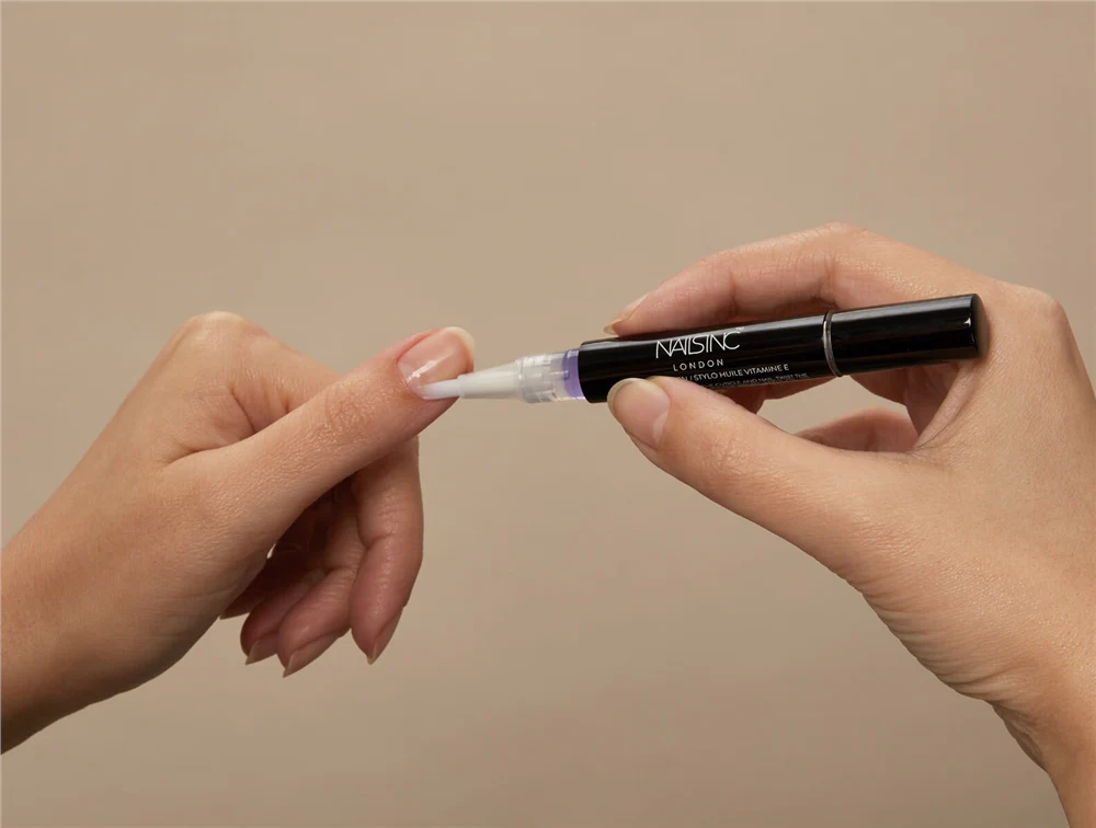 Vitamin E Pen Nourishing Nail Treatment - Image 2
